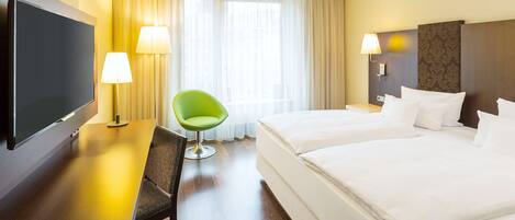 Premium bedding, pillowtop beds, minibar, in-room safe