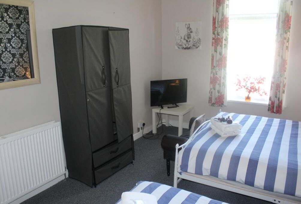 triple room | individually decorated, individually furnished, iron/ironing board