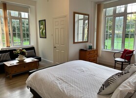 Standard Double Room | Individually decorated, individually furnished, bed sheets