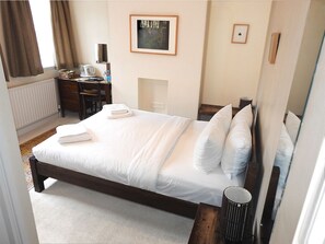 Habitación doble, baño en la habitación | 1 habitación 