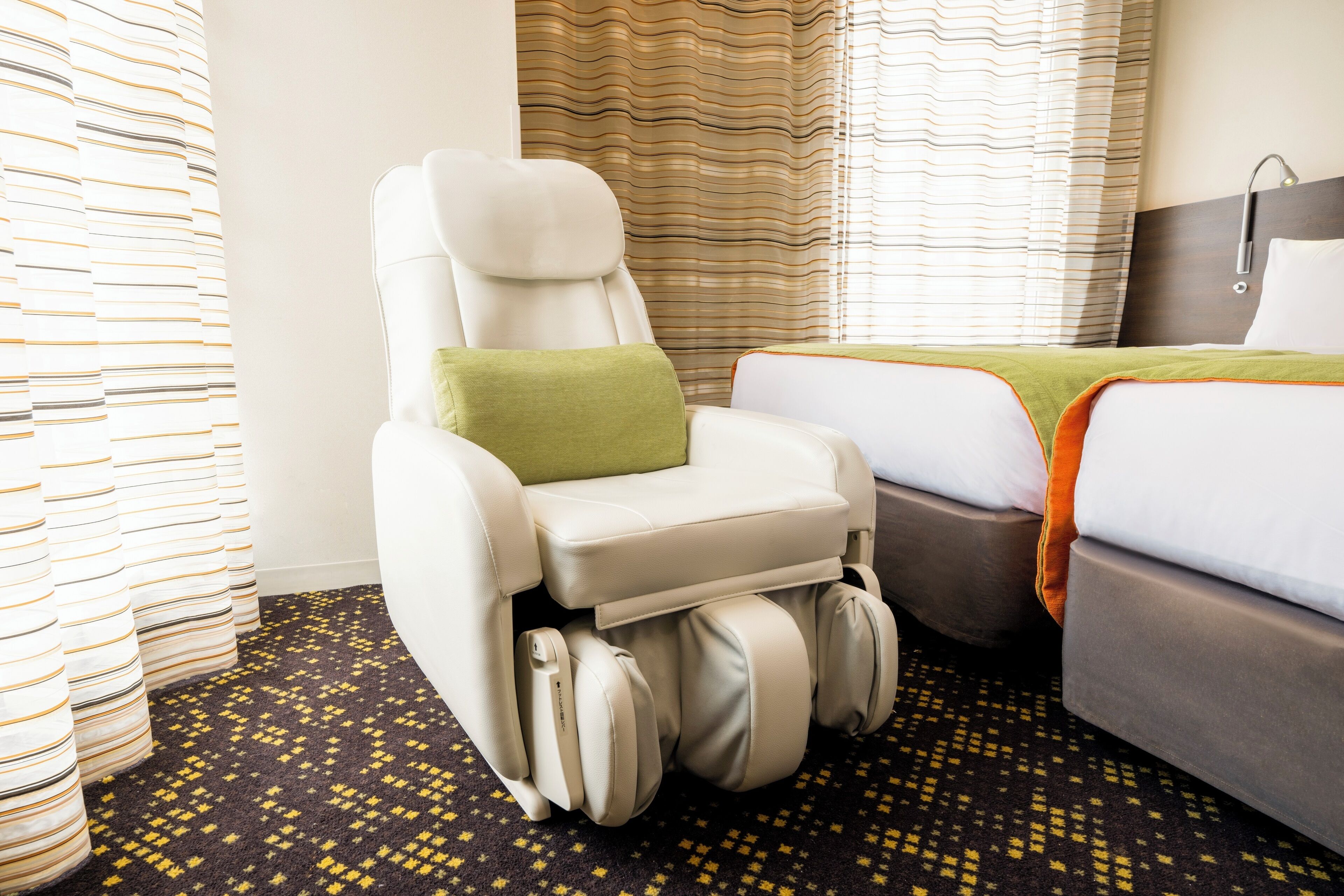 in-room safe, desk, free wifi, bed sheets