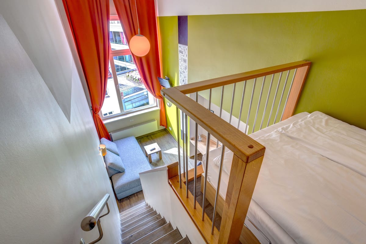 Coffres-forts dans les chambres, rideaux occultants