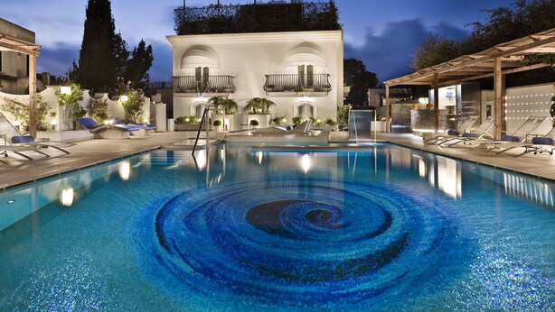 Front of property - evening/night - Hotel Villa Blu Capri (Anacapri)