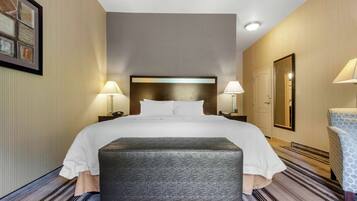 One King Bed, Non-Smoking, Accessible | Desk, laptop workspace, blackout drapes, iron/ironing board