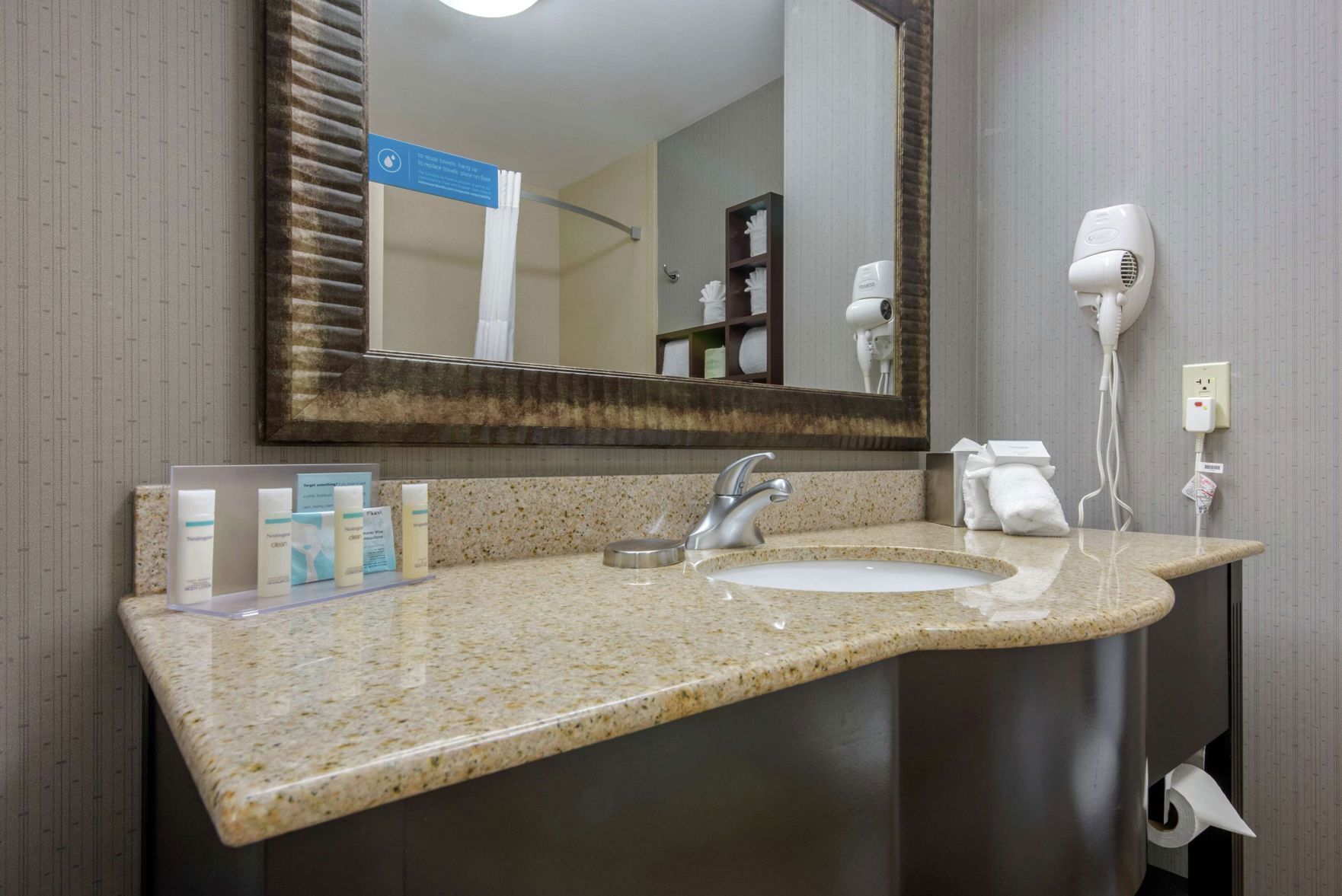 Bathroom | Hair dryer, towels