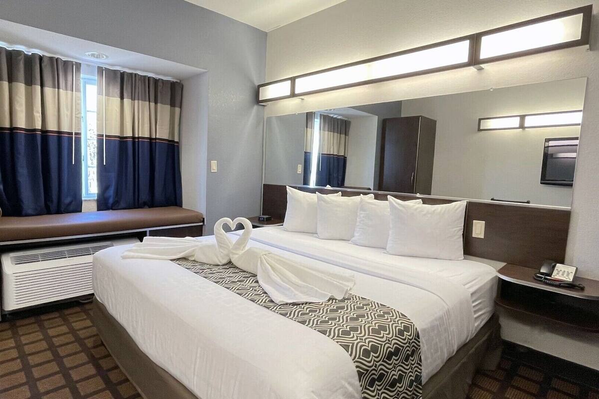 In-room safe, desk, iron/ironing board, free cots/infant beds