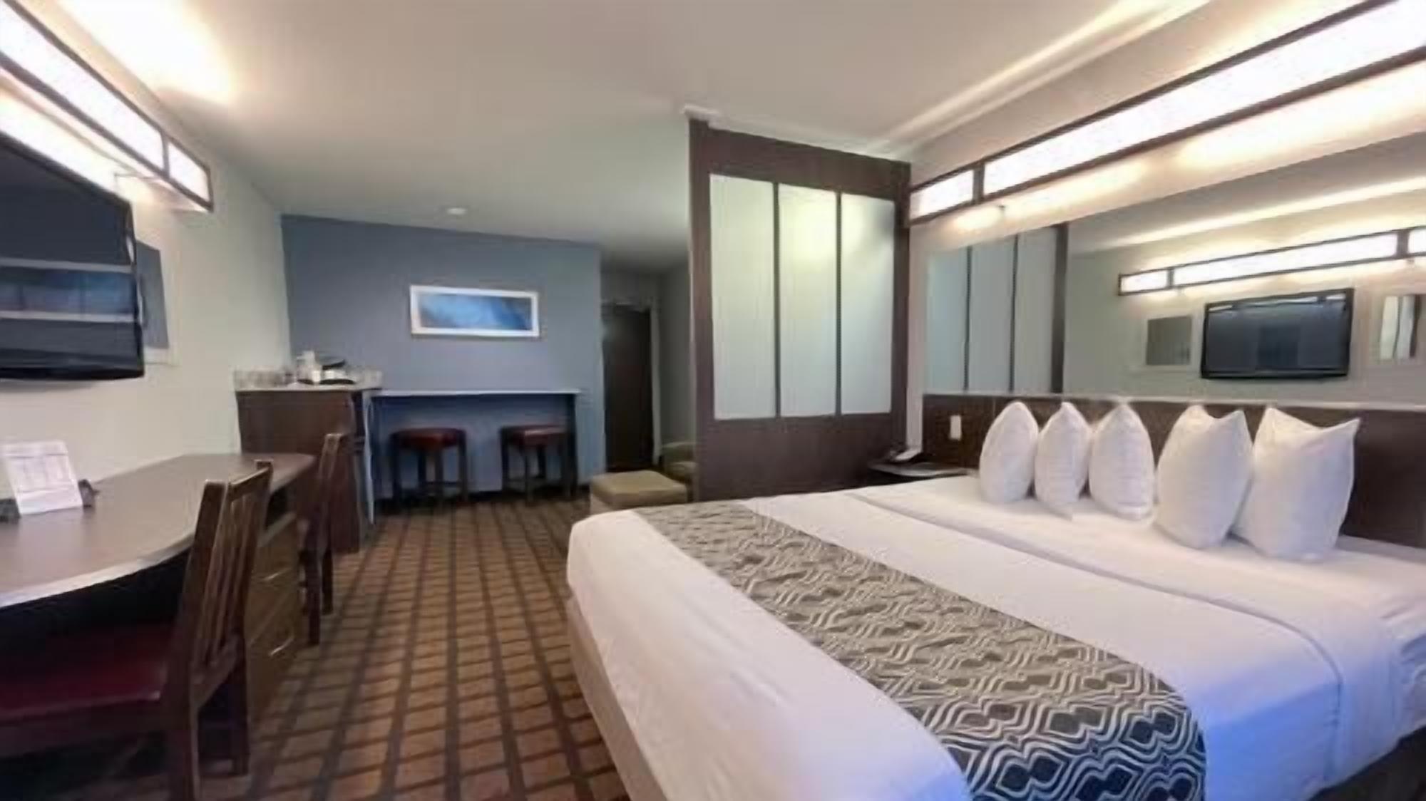 In-room safe, desk, iron/ironing board, free cots/infant beds