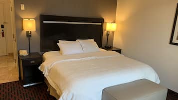 Hypo-allergenic bedding, Select Comfort beds, in-room safe