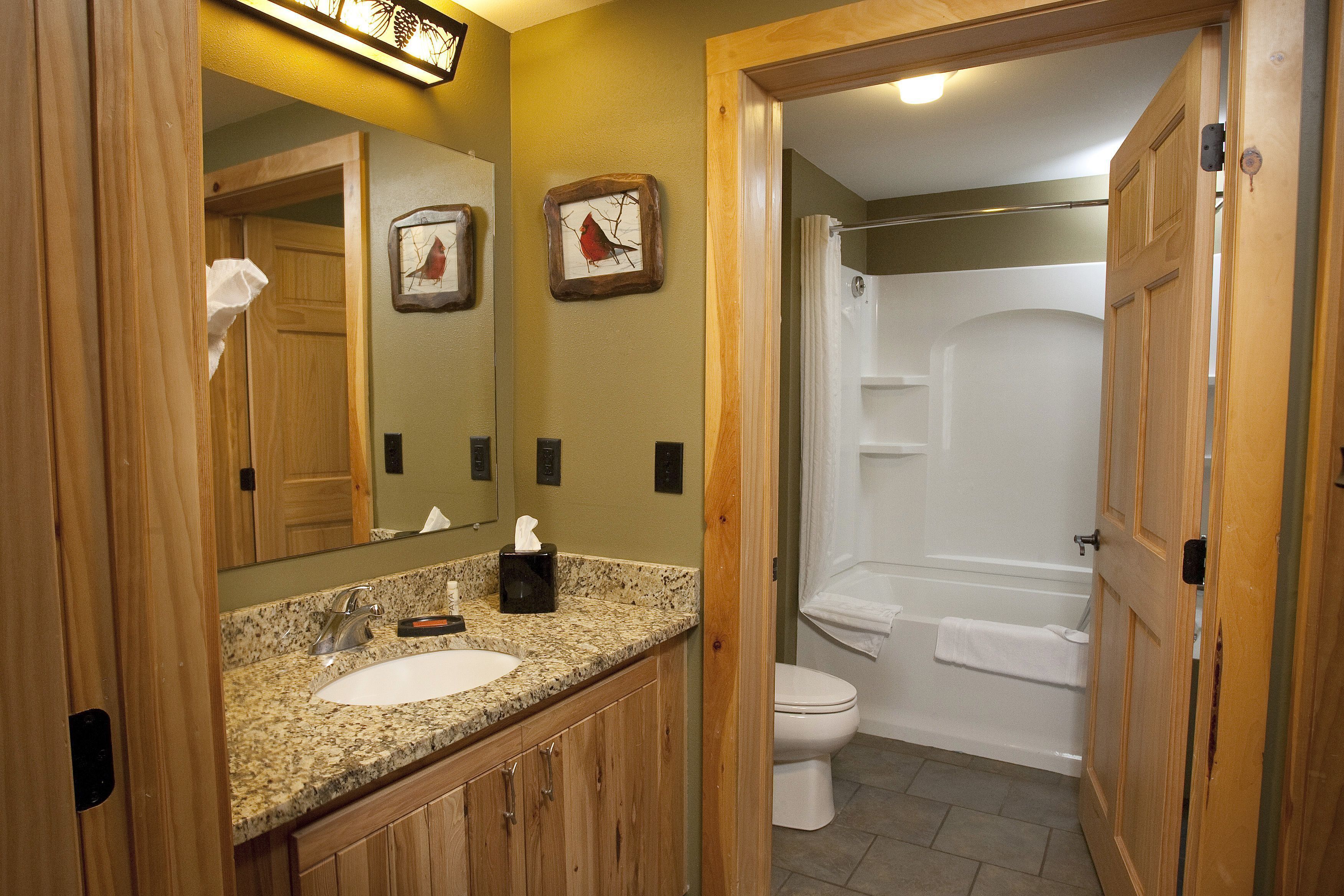 Bathroom | Free toiletries, hair dryer, towels