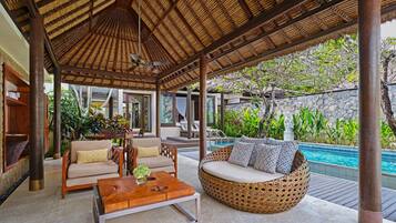 32-inch LED TV with cable channels, TV