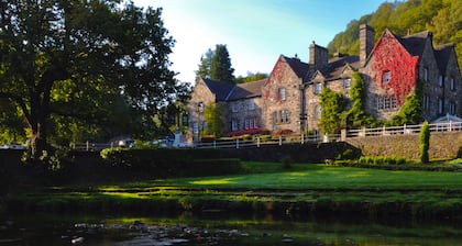 Royal Oak Hotel