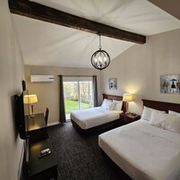 Suite, 2 Double Beds, Non Smoking, Kitchen | Desk, soundproofing, iron/ironing board, free cribs/infant beds