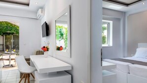 Room - Gaia Royal Hotel (Kos)