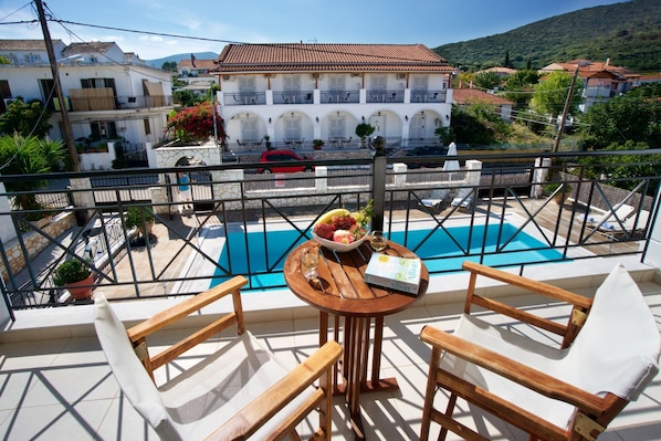 Duplex, 2 Bedrooms | Balcony view