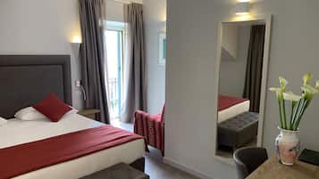 Deluxe-Doppelzimmer, 1 Doppelbett, Balkon, eingeschrÀnkter Seeblick