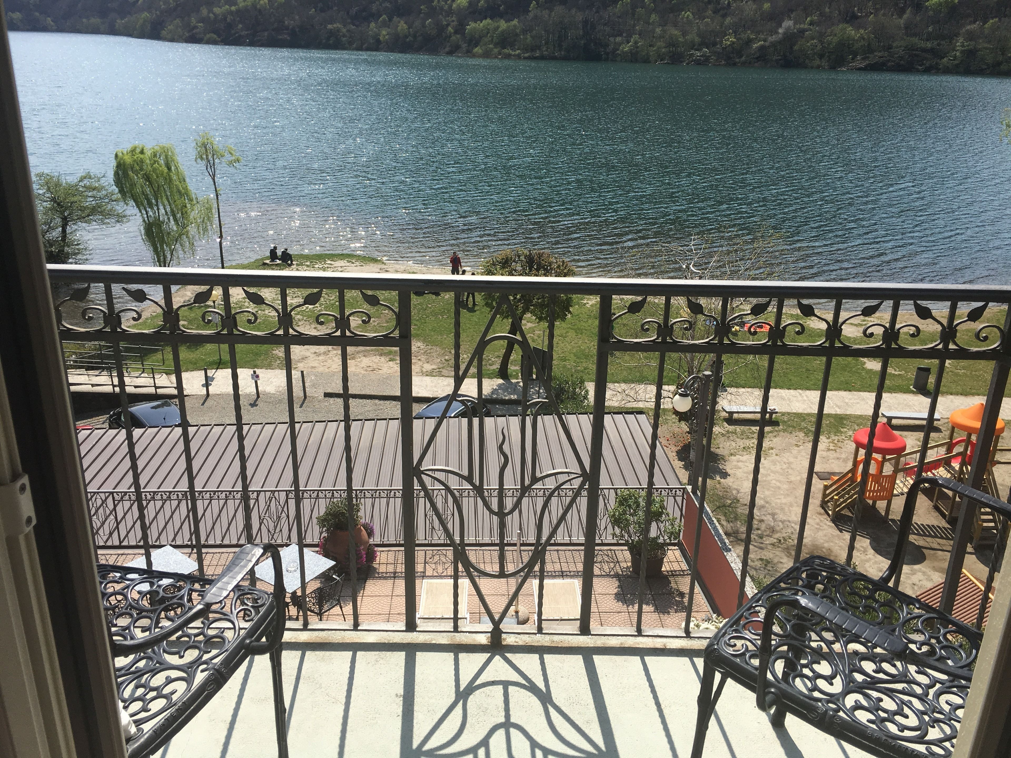 Camera doppia, 1 letto matrimoniale, balcone, vista lago | Balcone