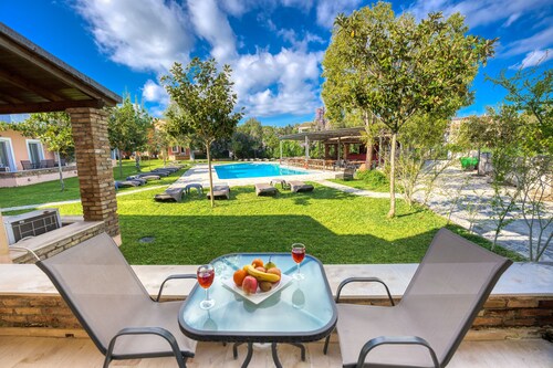 Folies Corfu Hotel Apartments