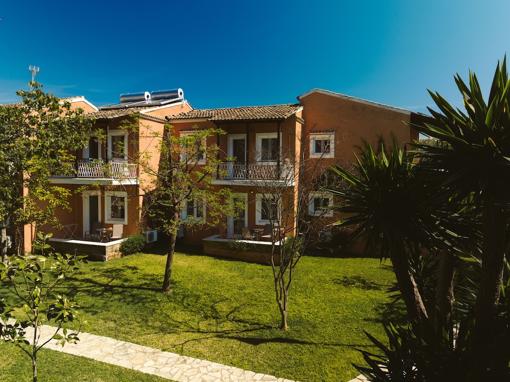 Folies Corfu Hotel Apartments by null