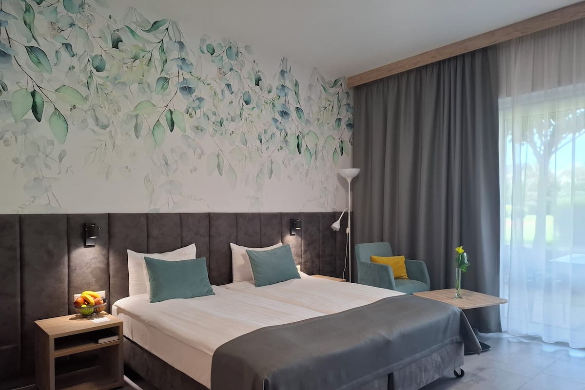 Doppel- oder Zweibettzimmer, barrierefrei