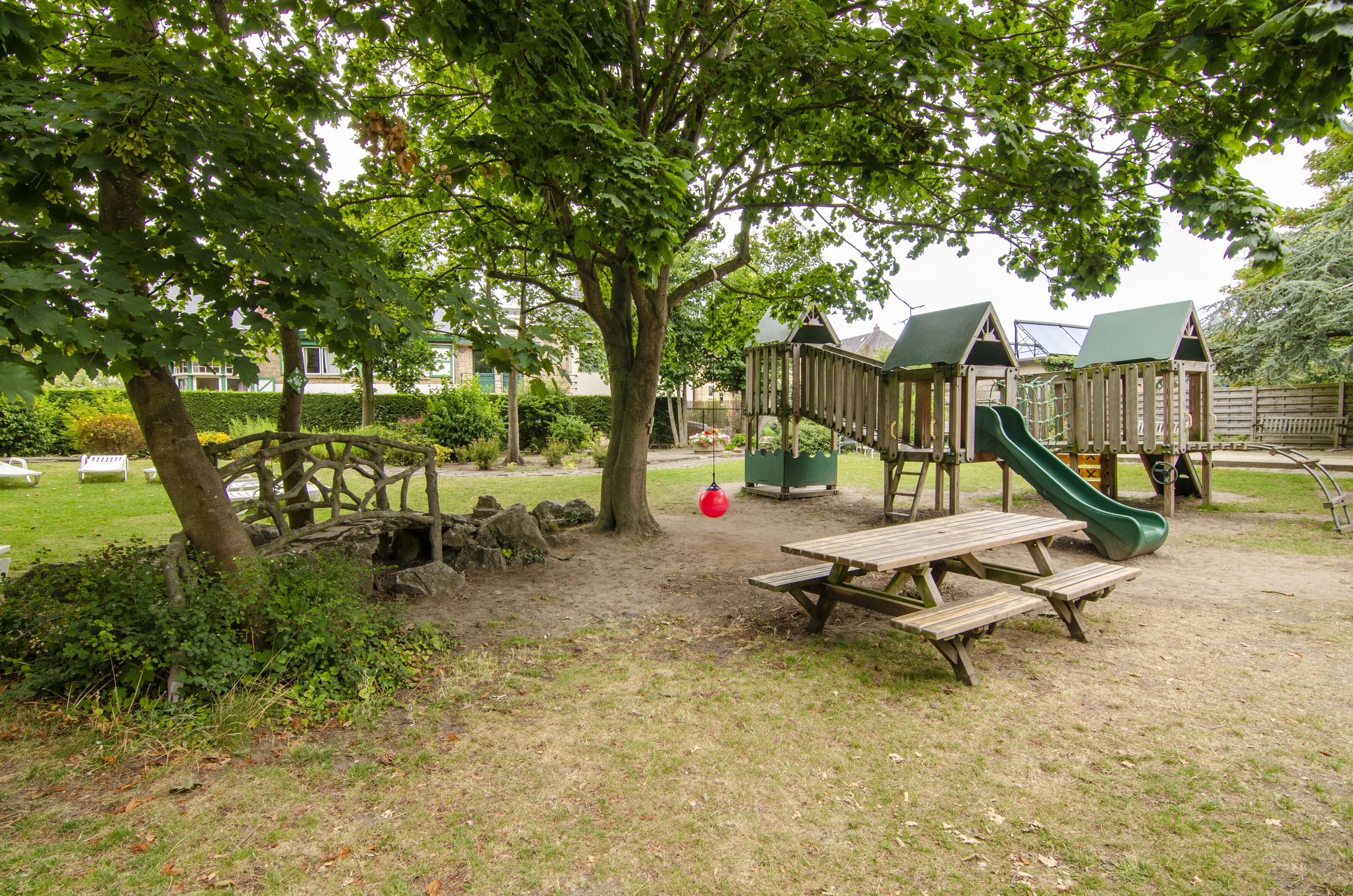 Children's play area - outdoor
