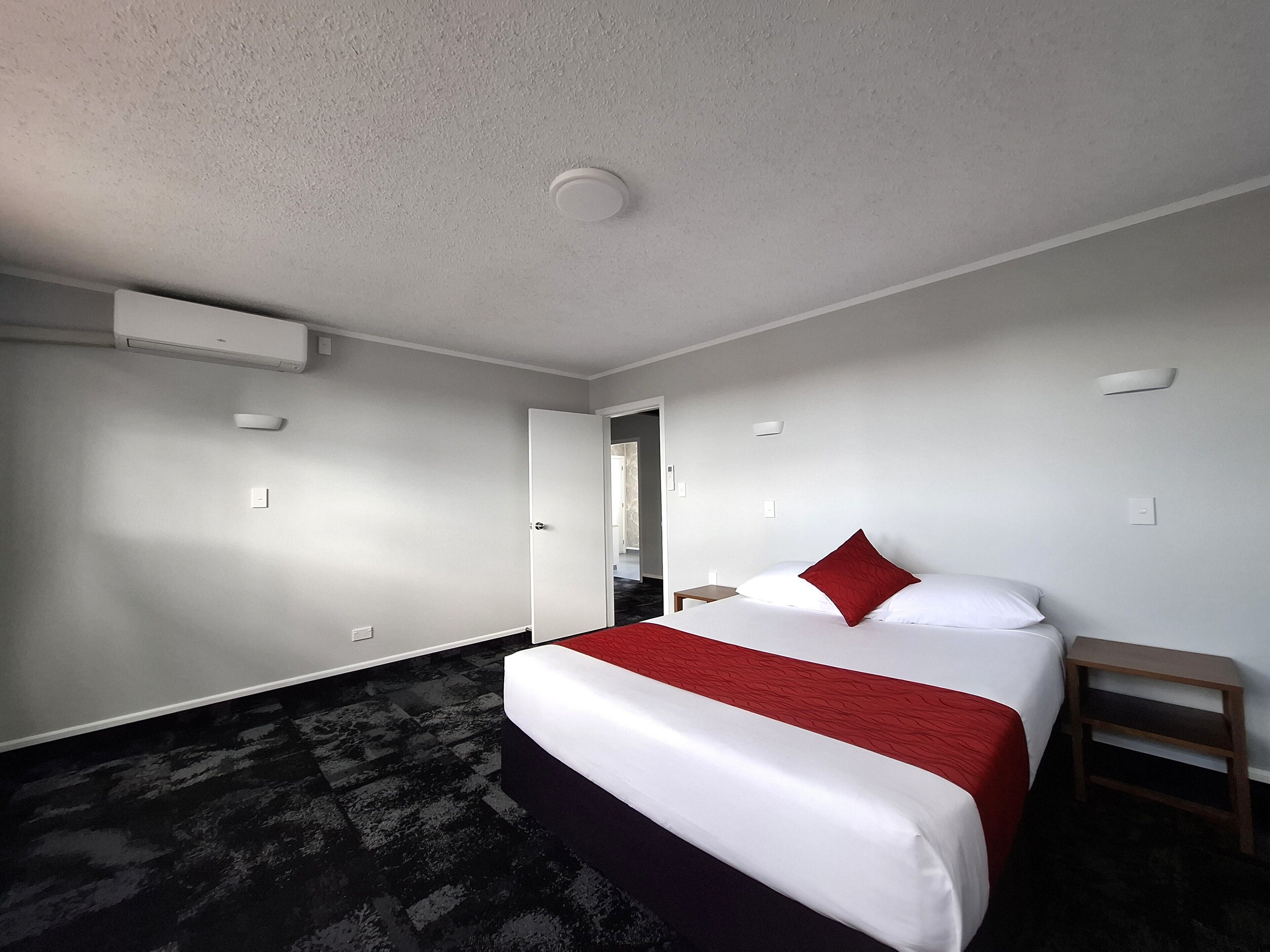 Pientalo | Silitysrauta/-lauta, ilmainen Wi-Fi, vuodevaatteet