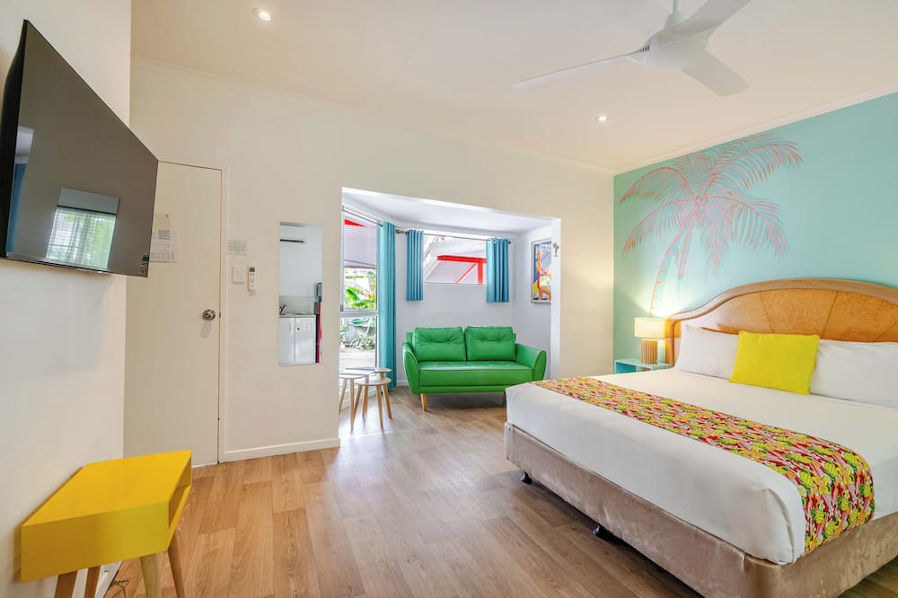 Port Douglas Motel