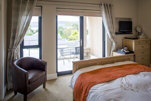 Luxury Double Room, 1 Queen Bed, Balcony, Lakeside | 1 bedroom, premium bedding, Select Comfort beds, in-room safe