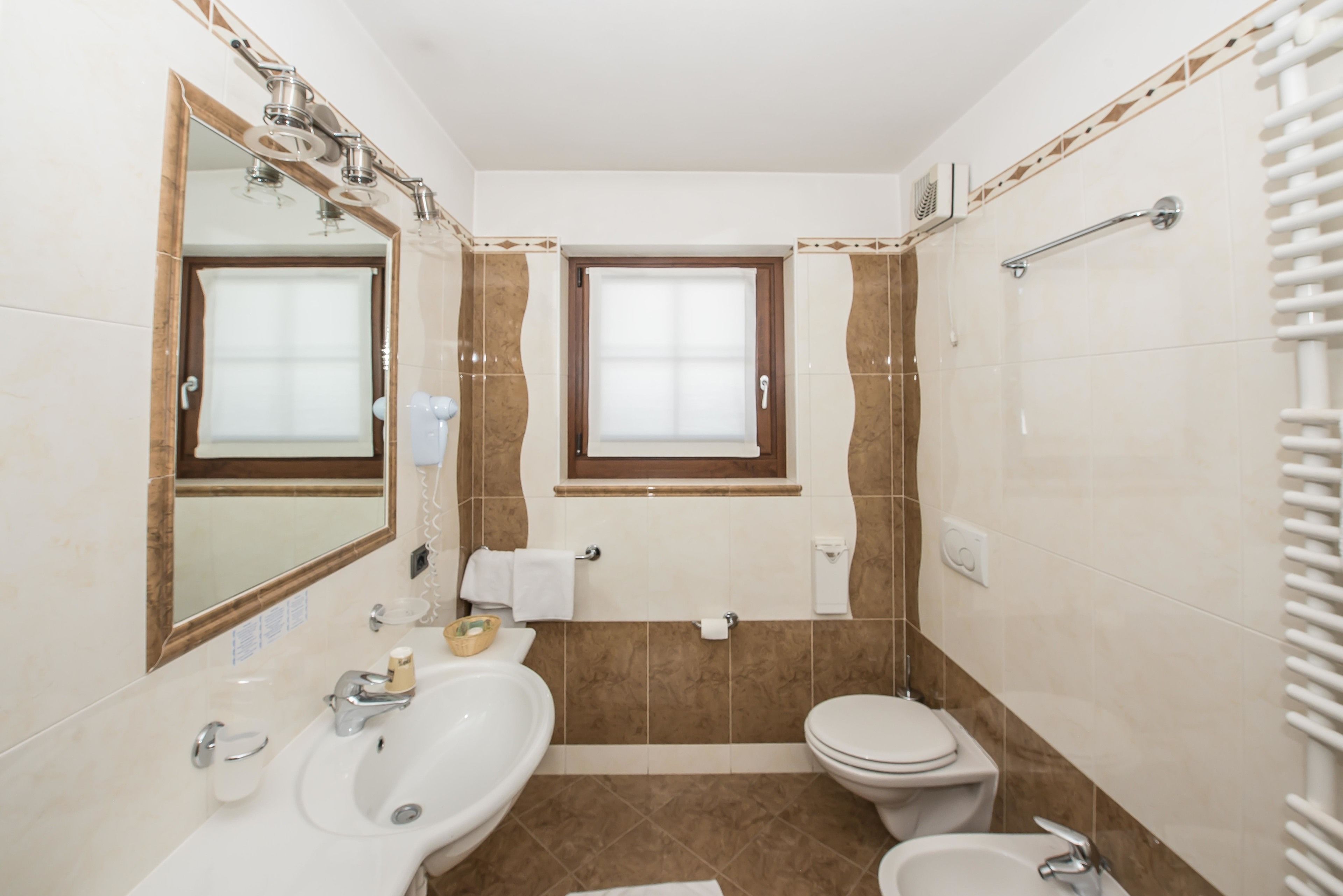 comfort double room | bathroom | shower, rainfall showerhead, designer toiletries, hair dryer