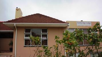 Perincian bahagian luar