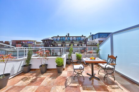 Senatus Hotel Special Class - Image 2