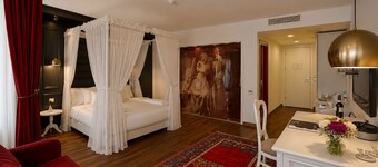 Senatus Hotel - Special Class