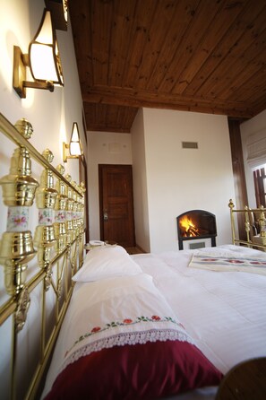 Double Room Single Use | Premium bedding, minibar, in-room safe, soundproofing - Iksir Resort Town - Special Class (Daday)