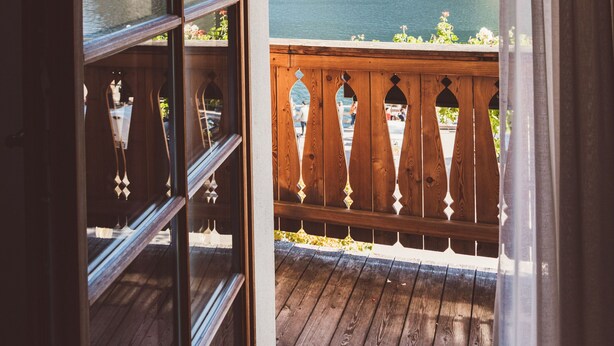 Dobbeltrom – superior (Lake View, German Twin Beds) | Terrasse/patio