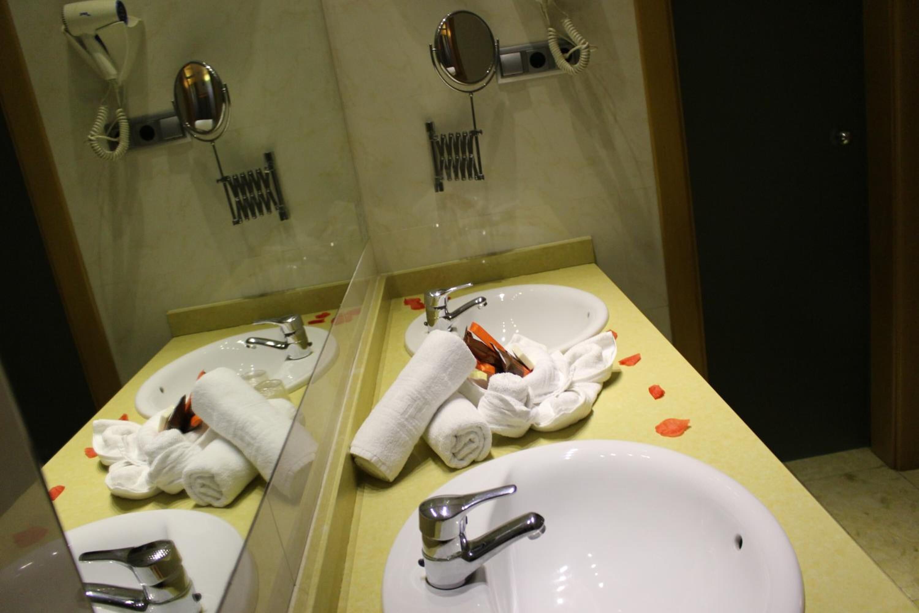 Photo - Hotel Los Habaneros