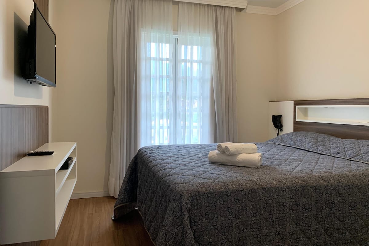 Una cassaforte in camera, Wi-Fi gratuito, lenzuola