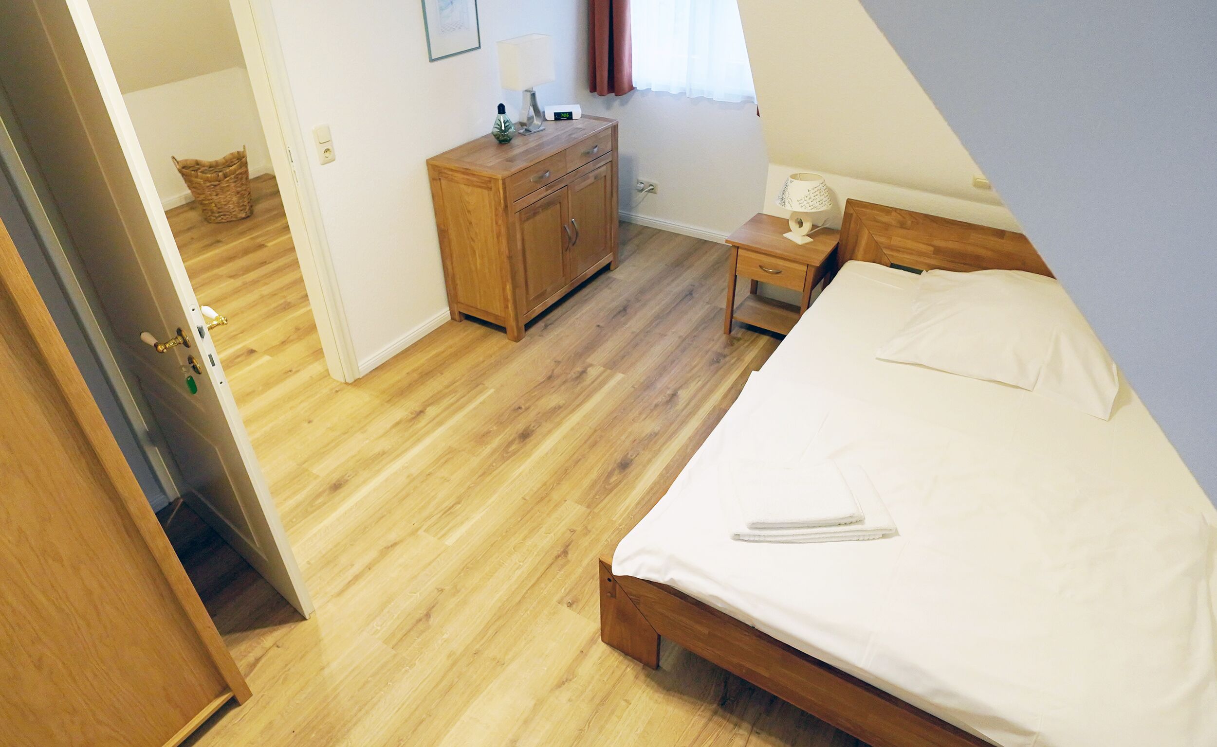 triple room | hypo-allergenic bedding, minibar, in-room safe, desk