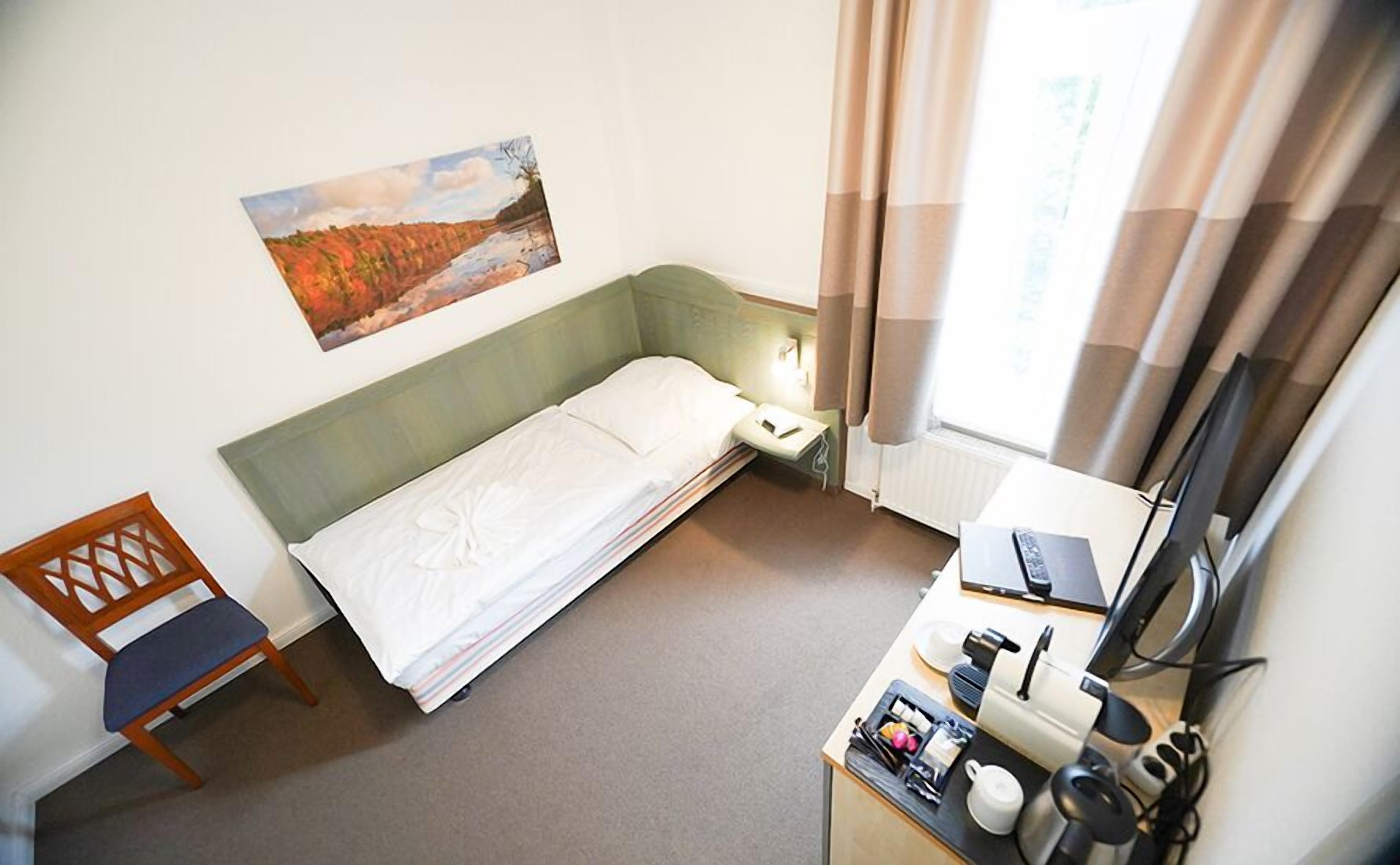 Foto - Hotel Waldhalle