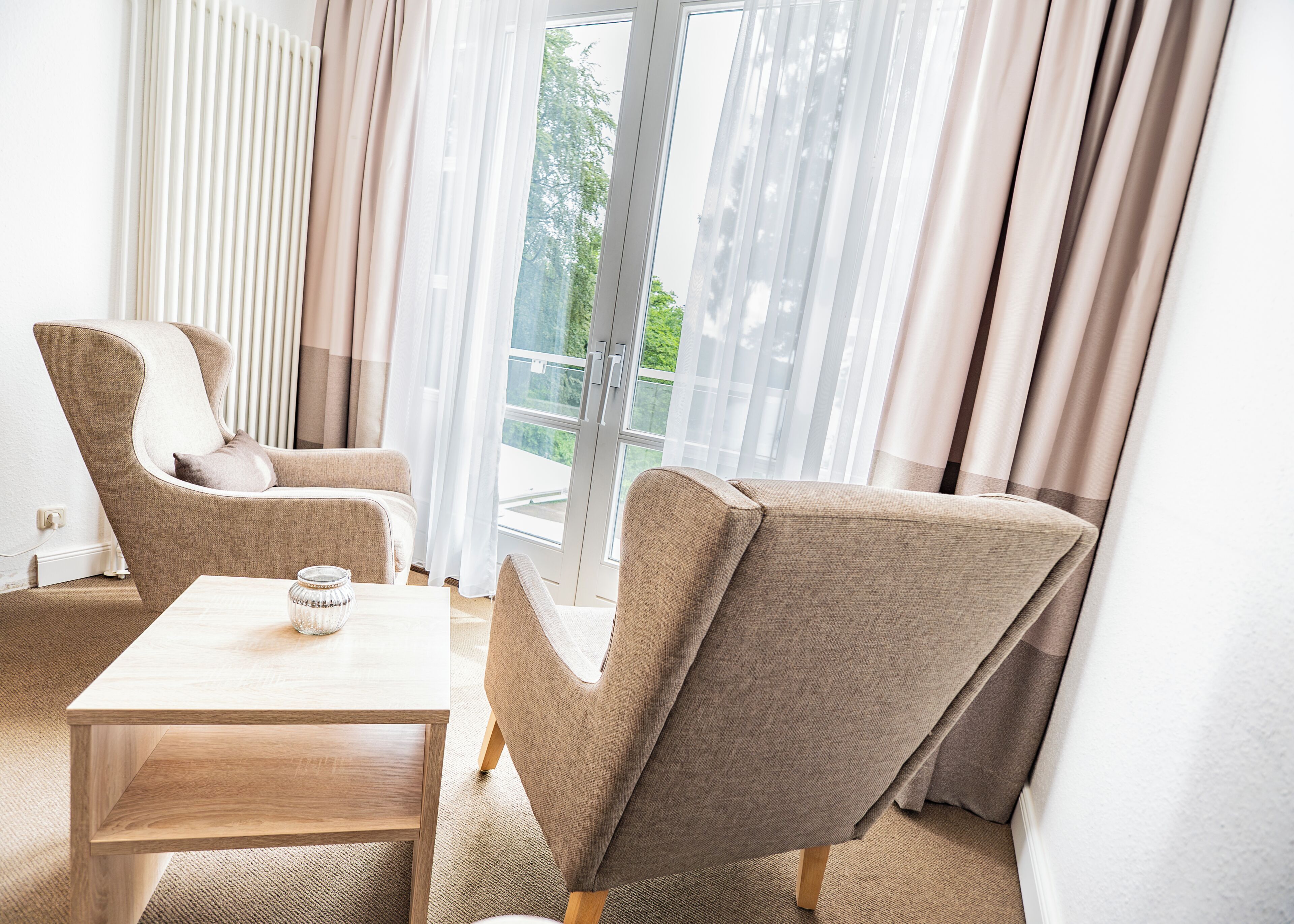 Doppelzimmer, Seeblick | Allergikerbettwaren, Minibar, Zimmersafe, Schreibtisch