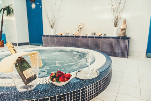 Indoor spa tub - Tommy - Congress & Relax Center (Nachod)