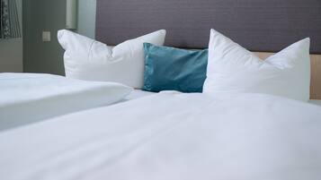 Einzelzimmer | Schreibtisch, Bügeleisen/Bügelbrett, kostenlose Babybetten