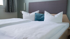 Phòng đôi | Bàn, bàn ủi/dụng cụ ủi quần áo, nôi (giường cho trẻ sơ sinh) miễn phí 