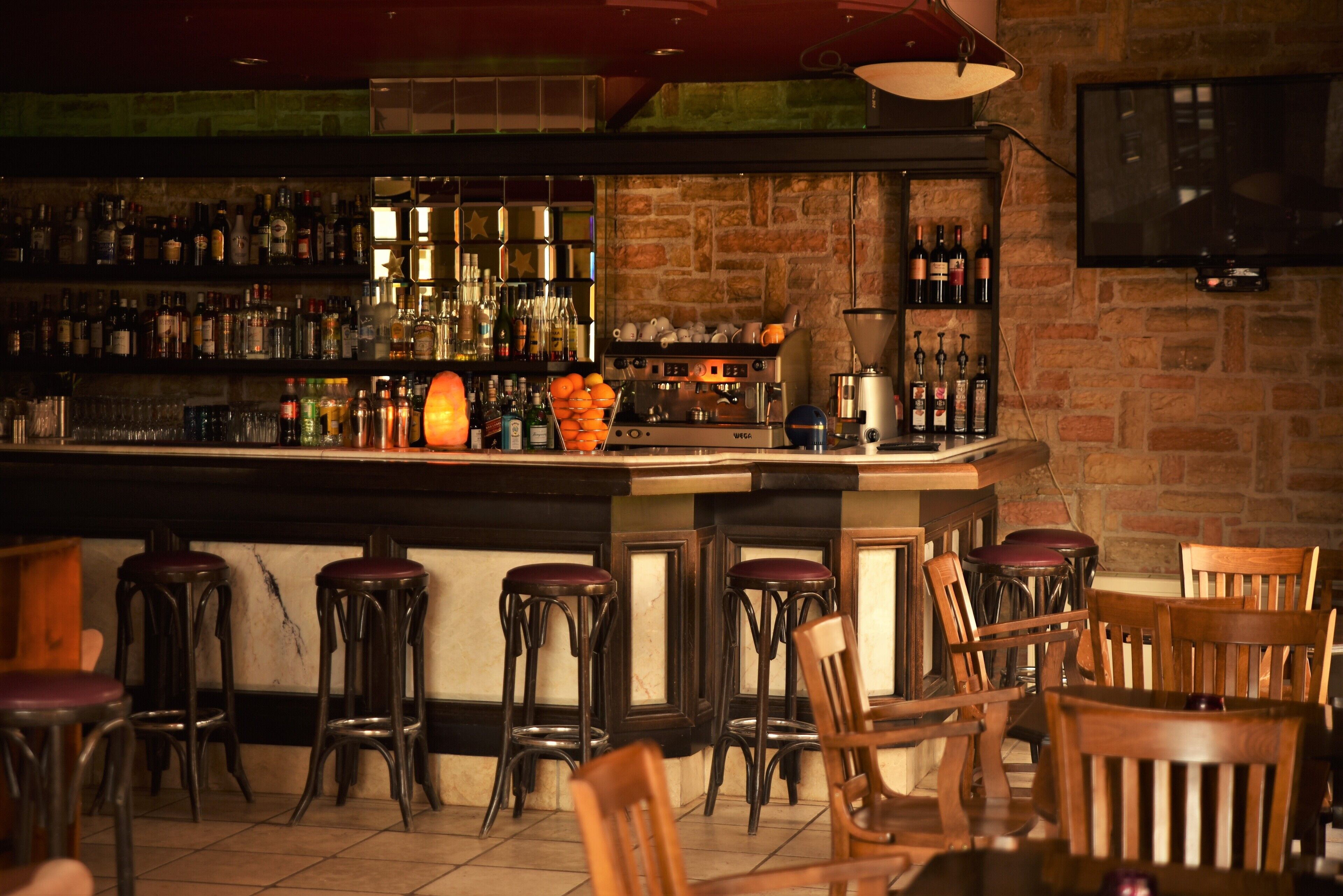 Bar (in der Unterkunft)