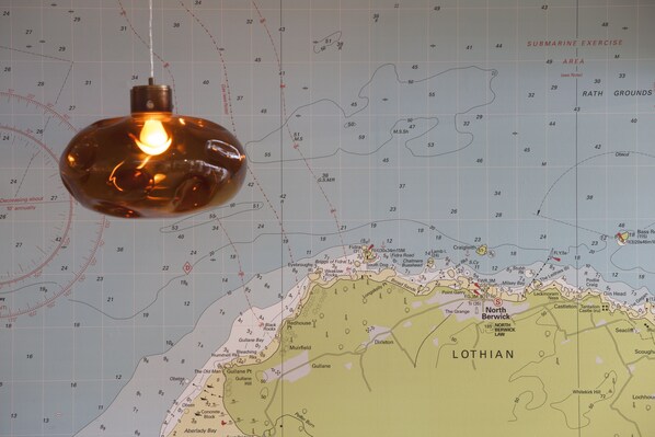 2 restaurants, breakfast, lunch, dinner served; local cuisine  - Nether Abbey Hotel (North Berwick)