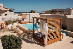 Outdoor spa tub - Kouros Art Hotel - Adults Only (Naxos)