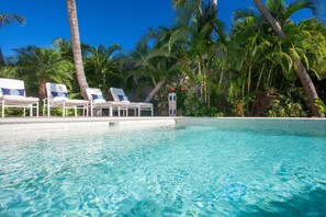 2 indoor pools, pool loungers - Le Guanahani (St. Barthelemy)