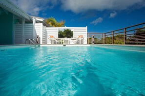 2 indoor pools, pool loungers