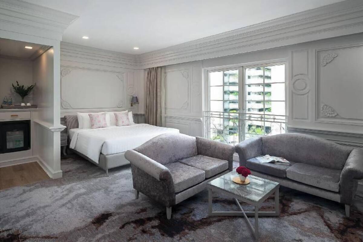 Bộ đồ giường cao cấp, nệm Select Comfort, minibar