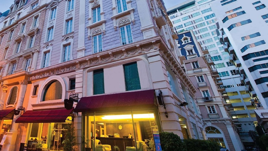 Kingston Suites Bangkok