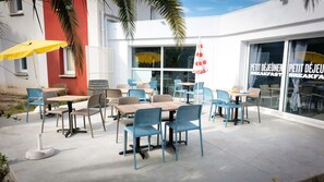 Frokostbuffé hver dag (EUR 9.90 per person)