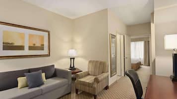 1 bedroom, premium bedding, pillowtop beds, desk